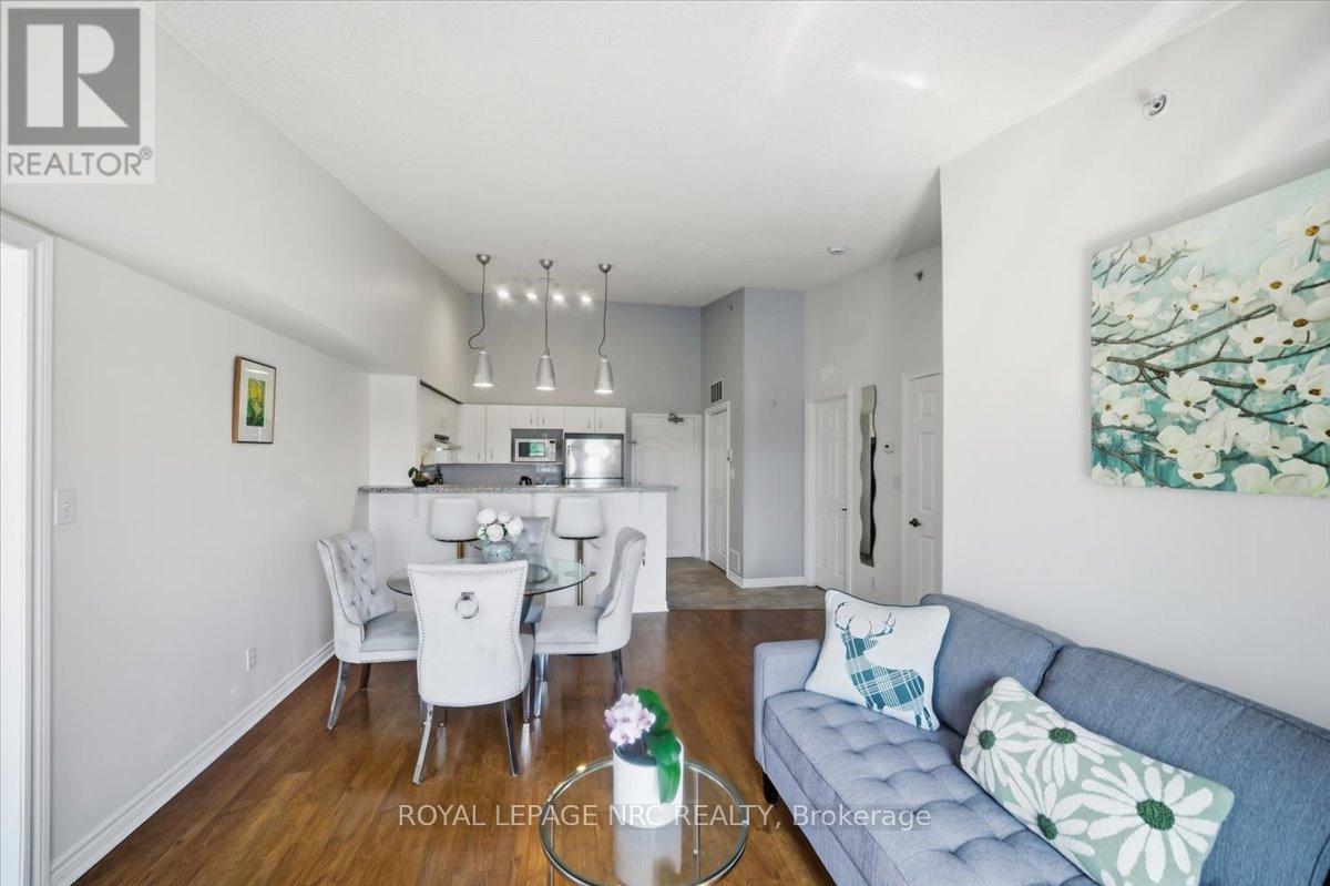 409 - 1450 Bishops Gate, Oakville, Ontario  L6M 4N1 - Photo 11 - W13442968