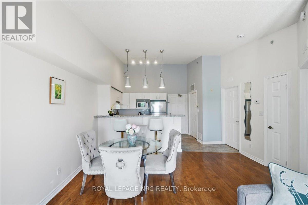 409 - 1450 Bishops Gate, Oakville, Ontario  L6M 4N1 - Photo 15 - W13442968