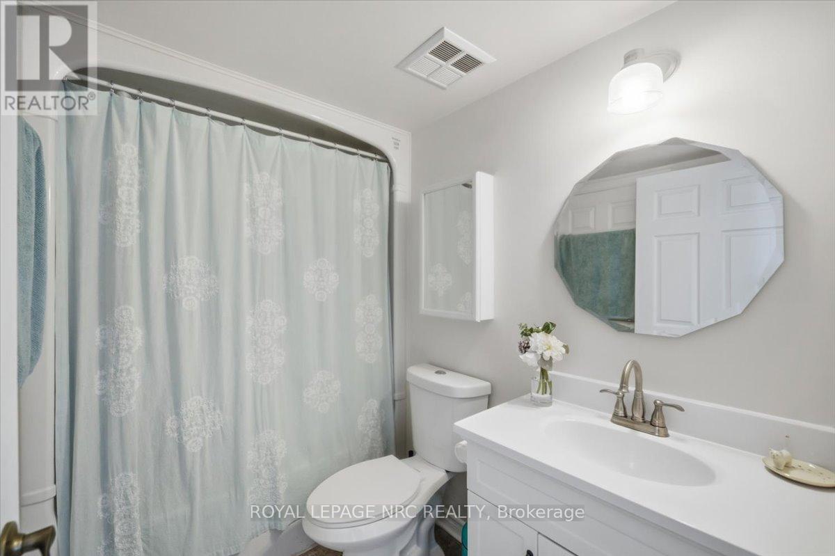 409 - 1450 Bishops Gate, Oakville, Ontario  L6M 4N1 - Photo 26 - W13442968