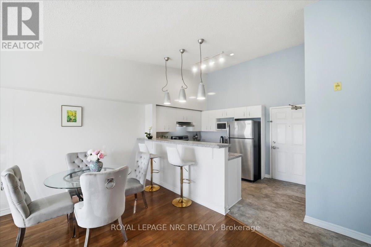 409 - 1450 Bishops Gate, Oakville, Ontario  L6M 4N1 - Photo 9 - W13442968