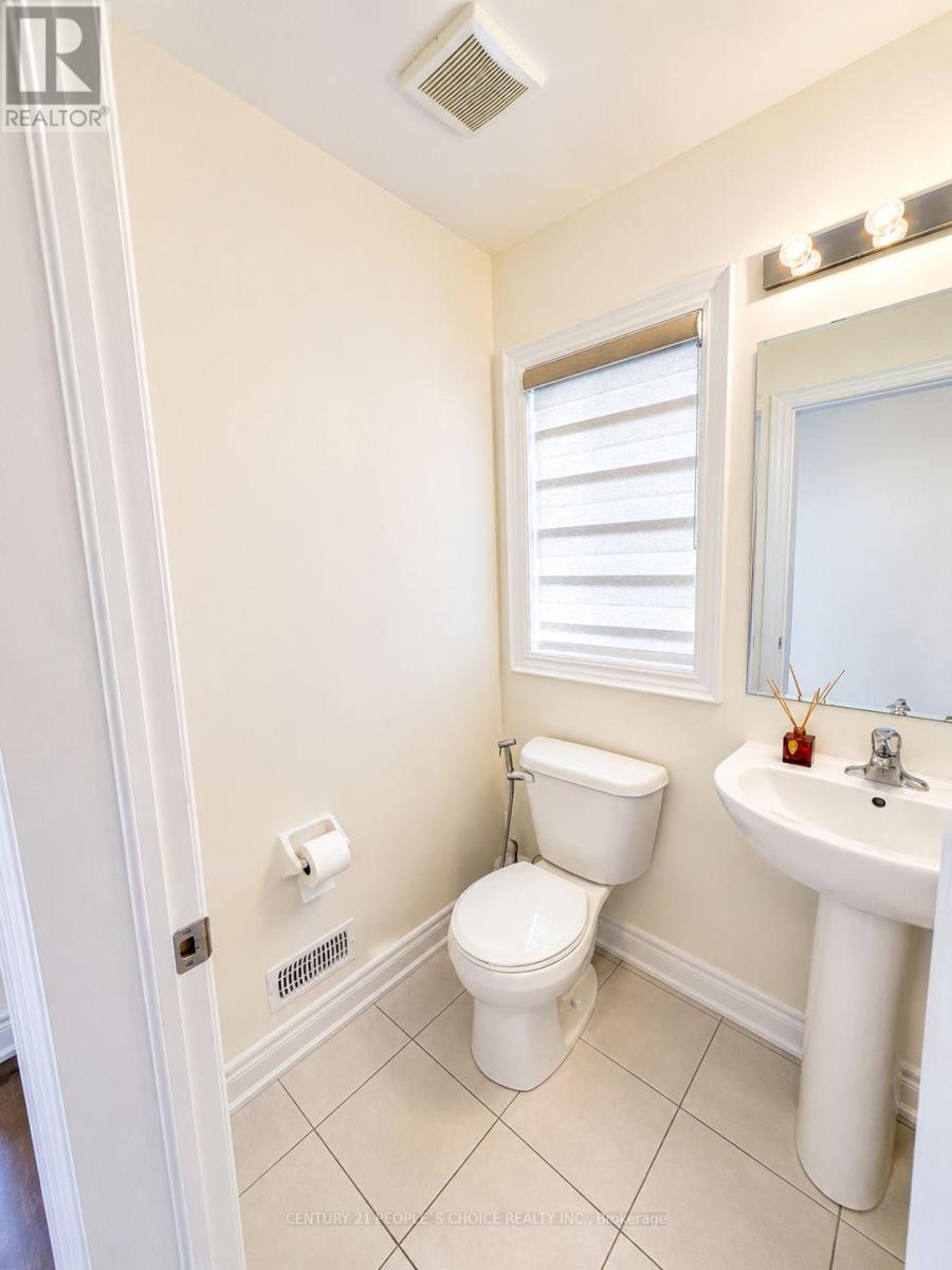 64 Coldwell Bay Circle, Vaughan, Ontario L4H 5E9 - Photo 26 - N13249688