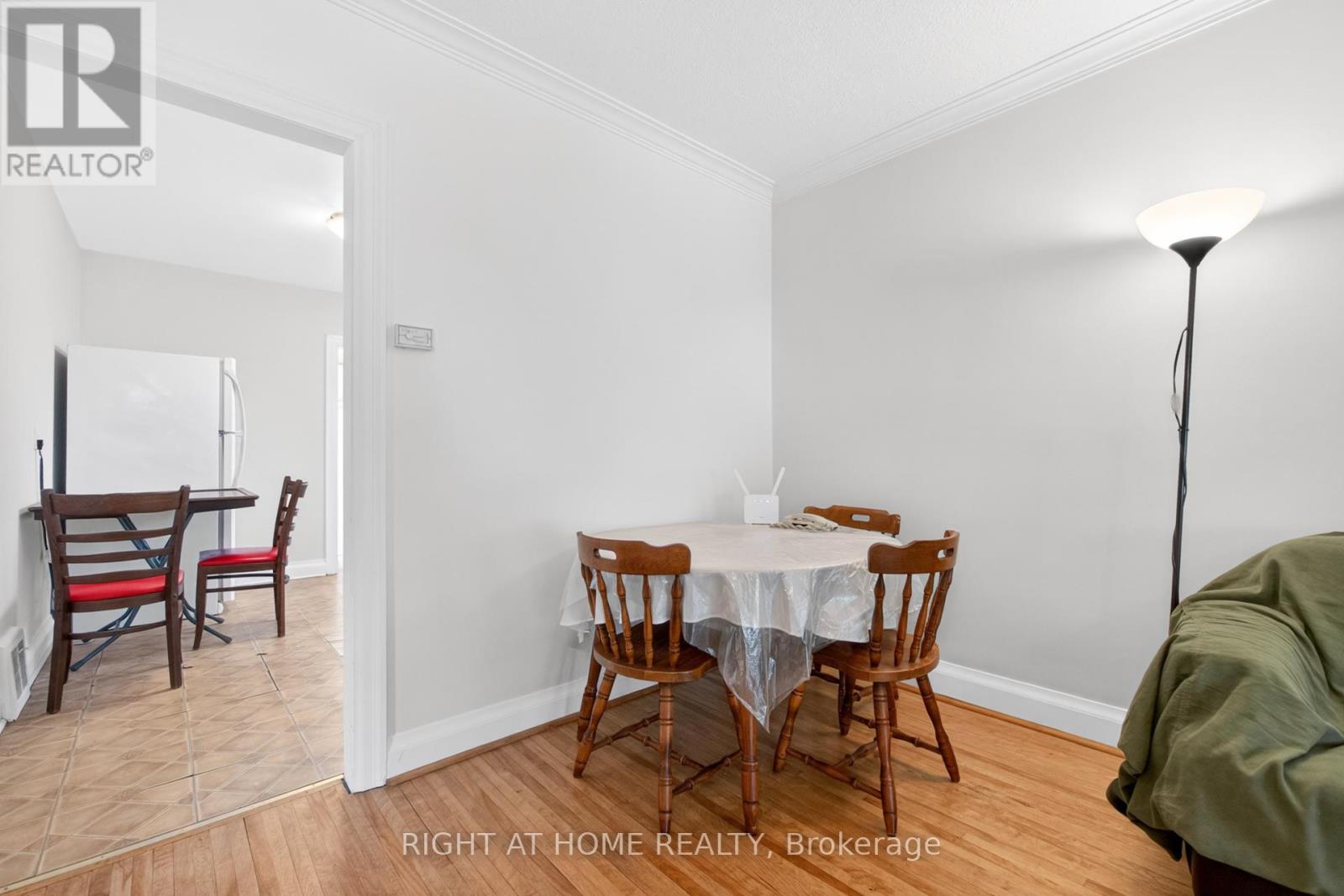 1109 Greenwood Avenue, Toronto, Ontario  M4J 4E5 - Photo 13 - E13442984