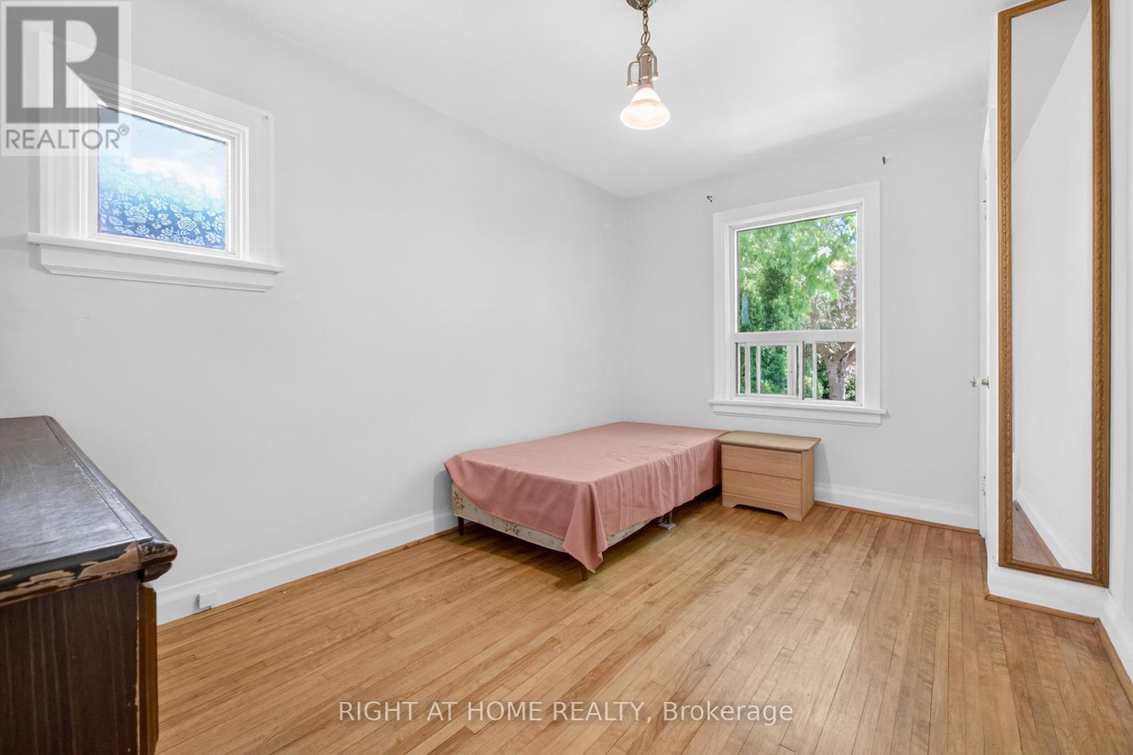 1109 Greenwood Avenue, Toronto, Ontario  M4J 4E5 - Photo 27 - E13442984