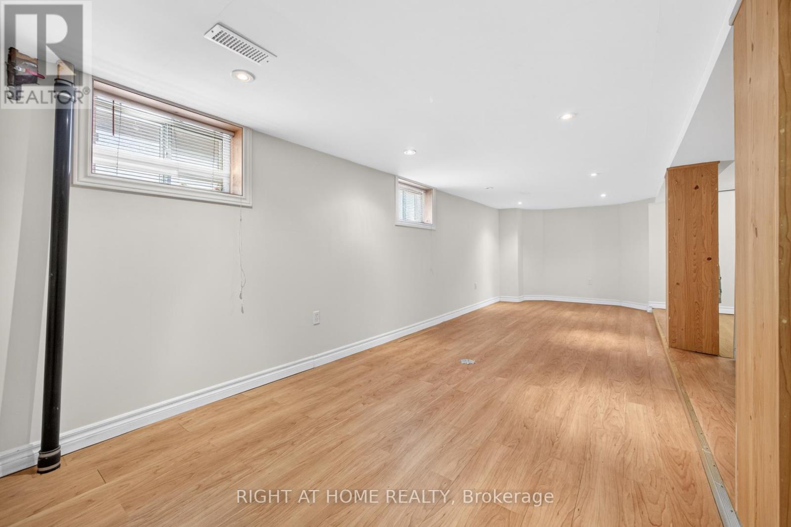 1109 Greenwood Avenue, Toronto, Ontario  M4J 4E5 - Photo 37 - E13442984