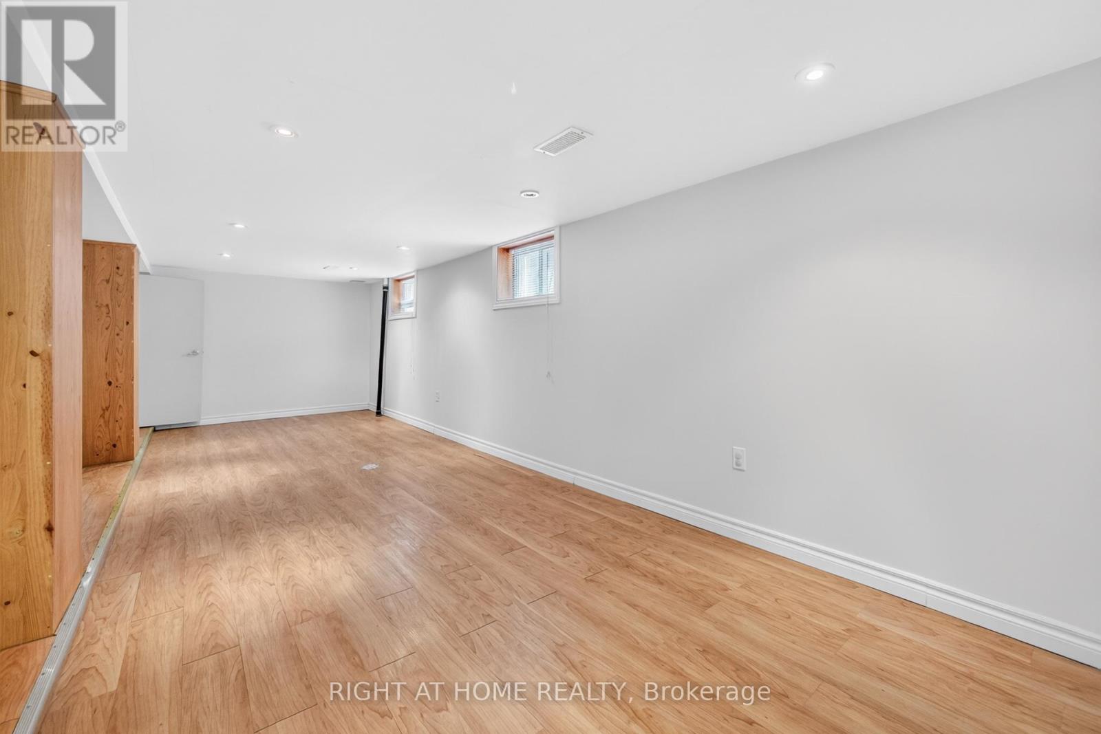 1109 Greenwood Avenue, Toronto, Ontario  M4J 4E5 - Photo 38 - E13442984