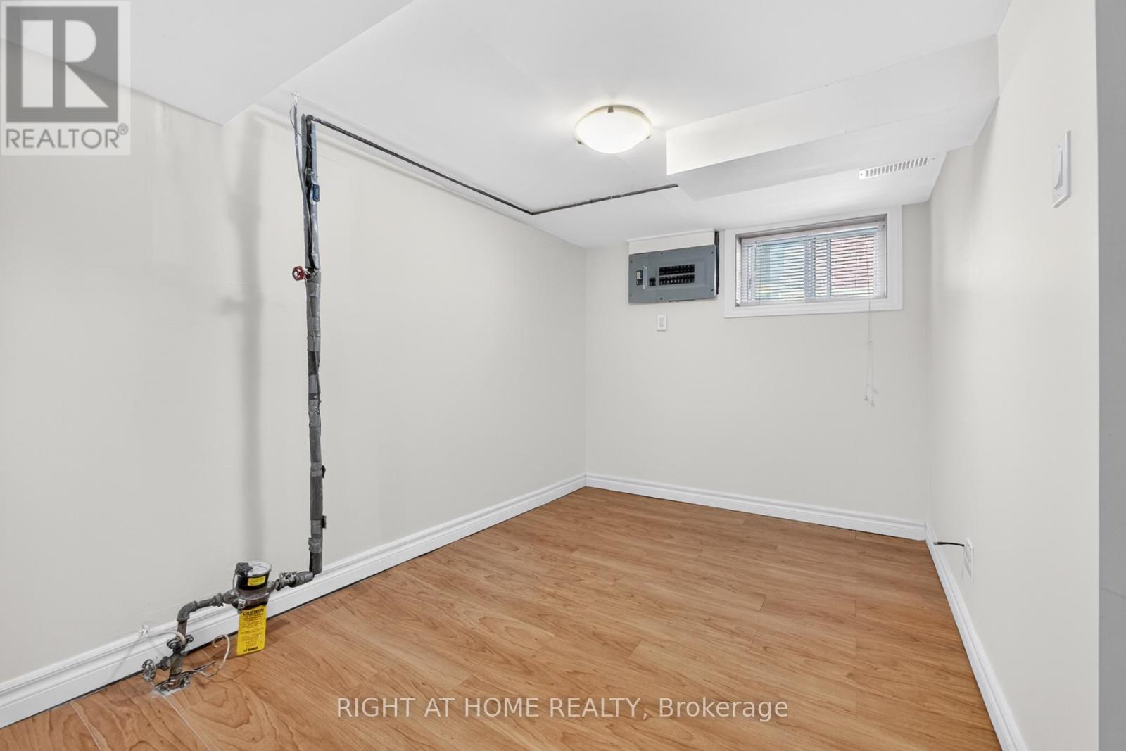 1109 Greenwood Avenue, Toronto, Ontario  M4J 4E5 - Photo 41 - E13442984