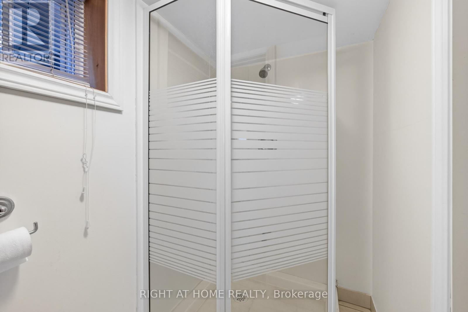 1109 Greenwood Avenue, Toronto, Ontario  M4J 4E5 - Photo 44 - E13442984