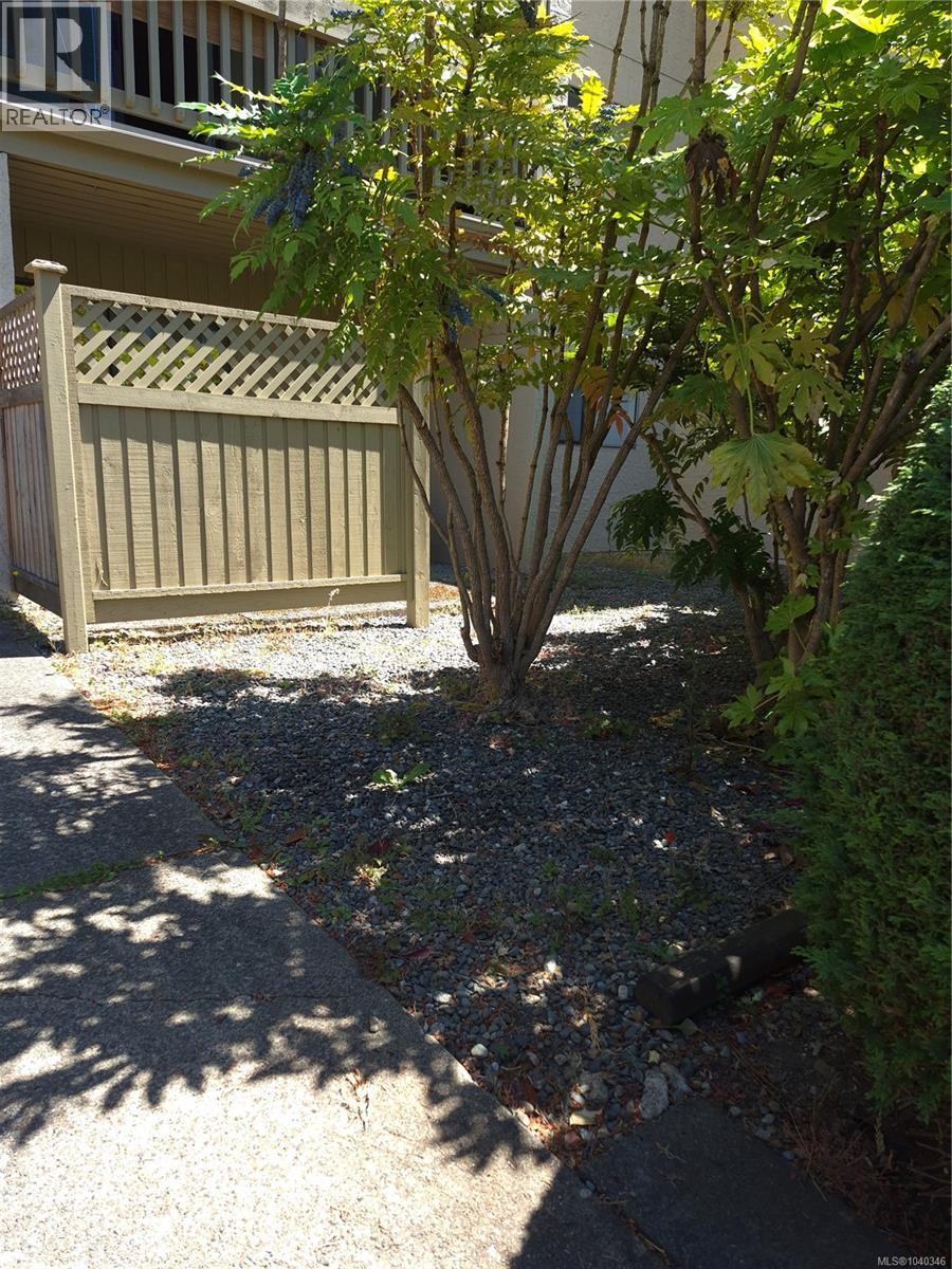 101 345 Morison Ave, Parksville, British Columbia  V9P 1P6 - Photo 5 - 1040346