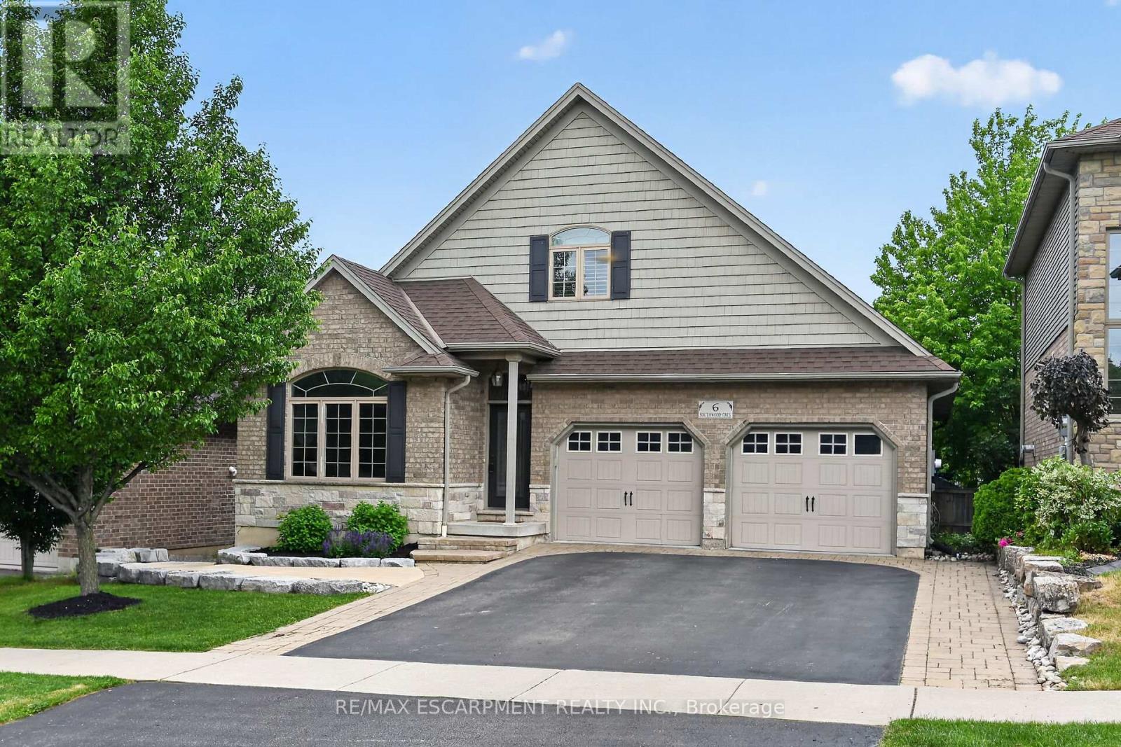 6 Southwood Crescent, Haldimand, Ontario  N3W 0A7 - Photo 3 - X13442962