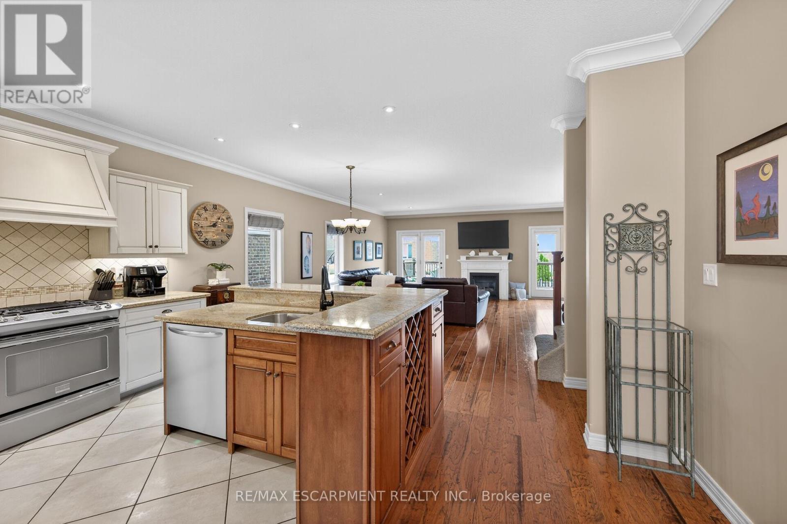 6 Southwood Crescent, Haldimand, Ontario  N3W 0A7 - Photo 8 - X13442962