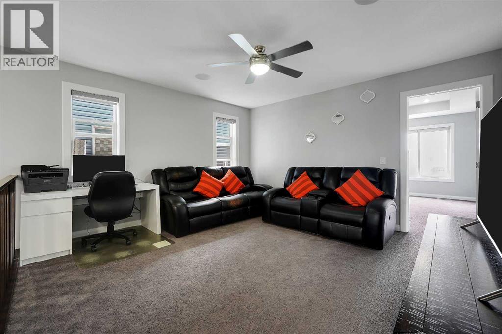 98 Red Sky Green Ne, Calgary, Alberta  T3N 0V5 - Photo 31 - A2316302