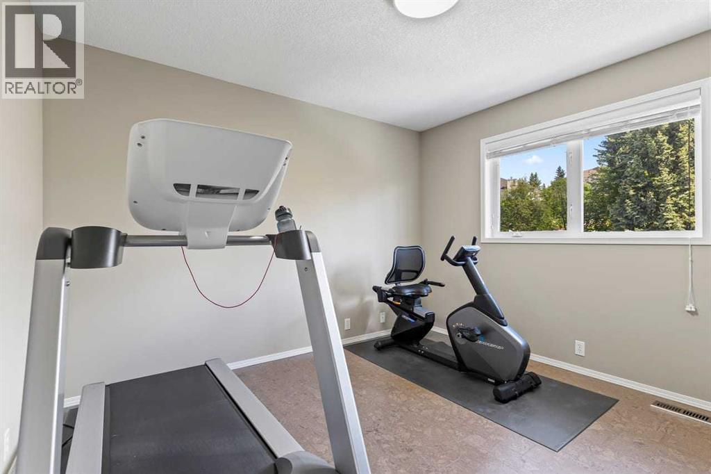 368 Sienna Park Drive SW, Calgary, Alberta  T3H 3K3 - Photo 36 - A2317144