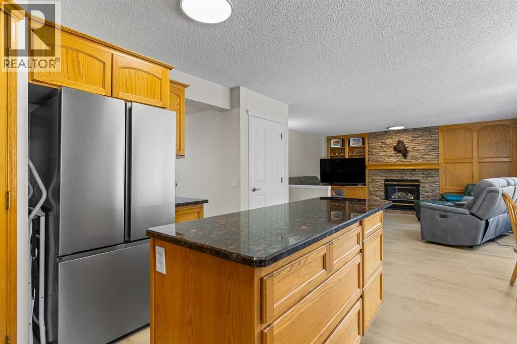 368 Sienna Park Drive SW, Calgary, Alberta  T3H 3K3 - Photo 16 - A2317144