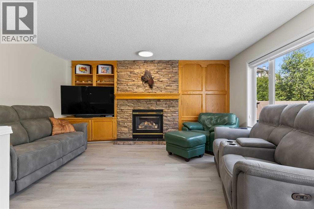 368 Sienna Park Drive SW, Calgary, Alberta  T3H 3K3 - Photo 19 - A2317144