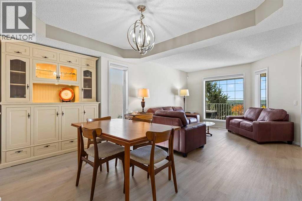 368 Sienna Park Drive SW, Calgary, Alberta  T3H 3K3 - Photo 9 - A2317144