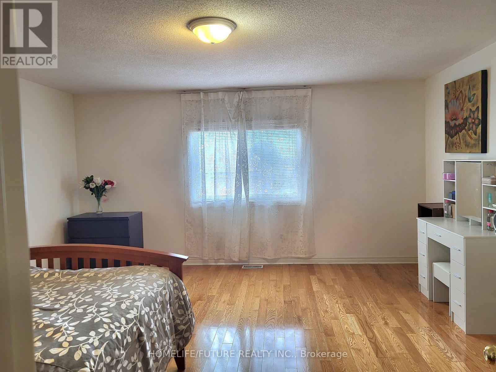 72 Sharon Lee Drive, Markham, Ontario L6C 3G4 - Photo 13 - N13098782