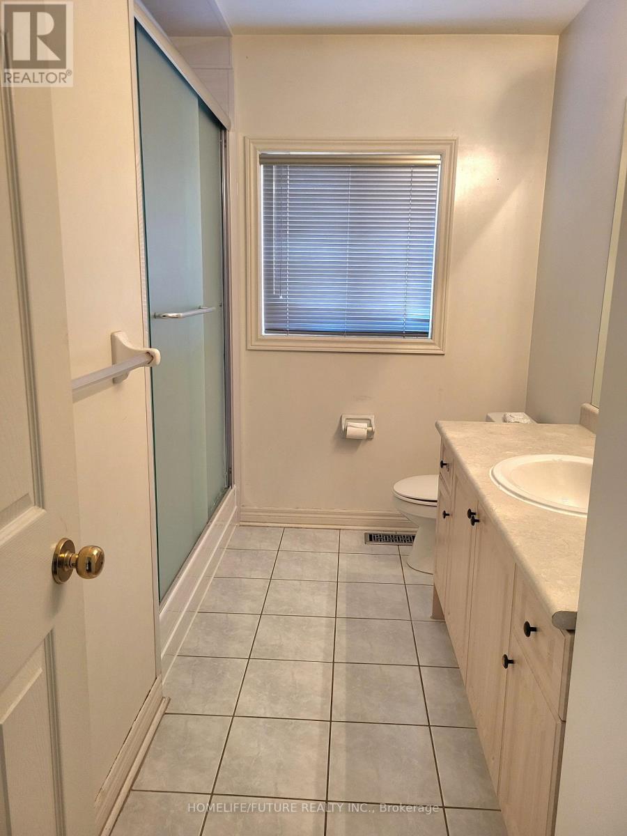 72 Sharon Lee Drive, Markham, Ontario L6C 3G4 - Photo 22 - N13098782