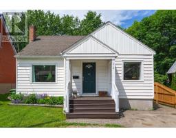318 CECELIA STREET, Pembroke, Ontario