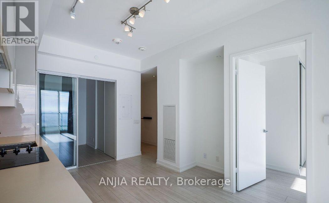 2206 - 898 Portage Parkway, Vaughan, Ontario  L4K 0J6 - Photo 13 - N13443022