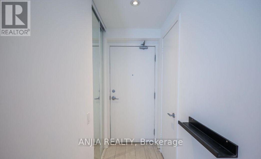 2206 - 898 Portage Parkway, Vaughan, Ontario  L4K 0J6 - Photo 4 - N13443022