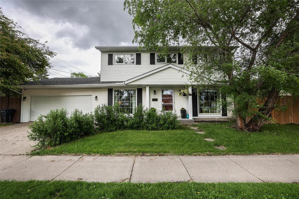 41 Heritage Boulevard, Winnipeg, Manitoba R2Y 0N9 - Photo 0 - 202613389