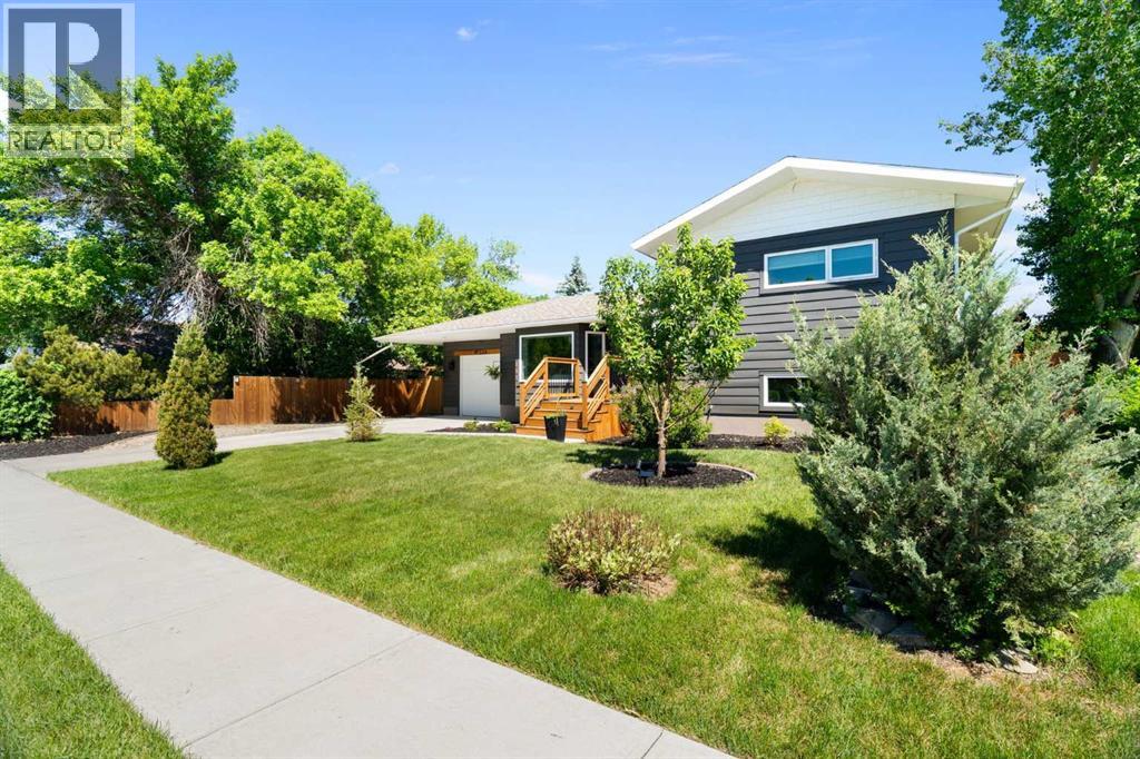 236 50 Avenue E, Claresholm, Alberta  T0L 0T0 - Photo 12 - A2303805