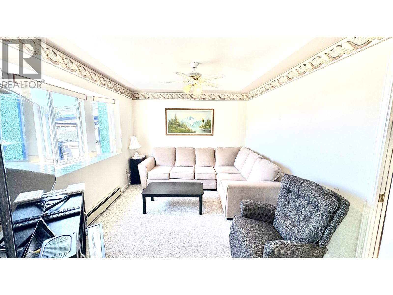 5095 Nanaimo Street, Vancouver, British Columbia V5P 4H9 - Photo 12 - R3112101