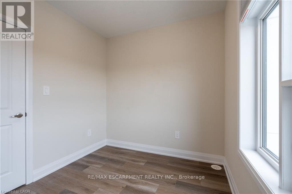 119 - 1585 Rose Way, Milton, Ontario  L9E 1N4 - Photo 14 - W13443008