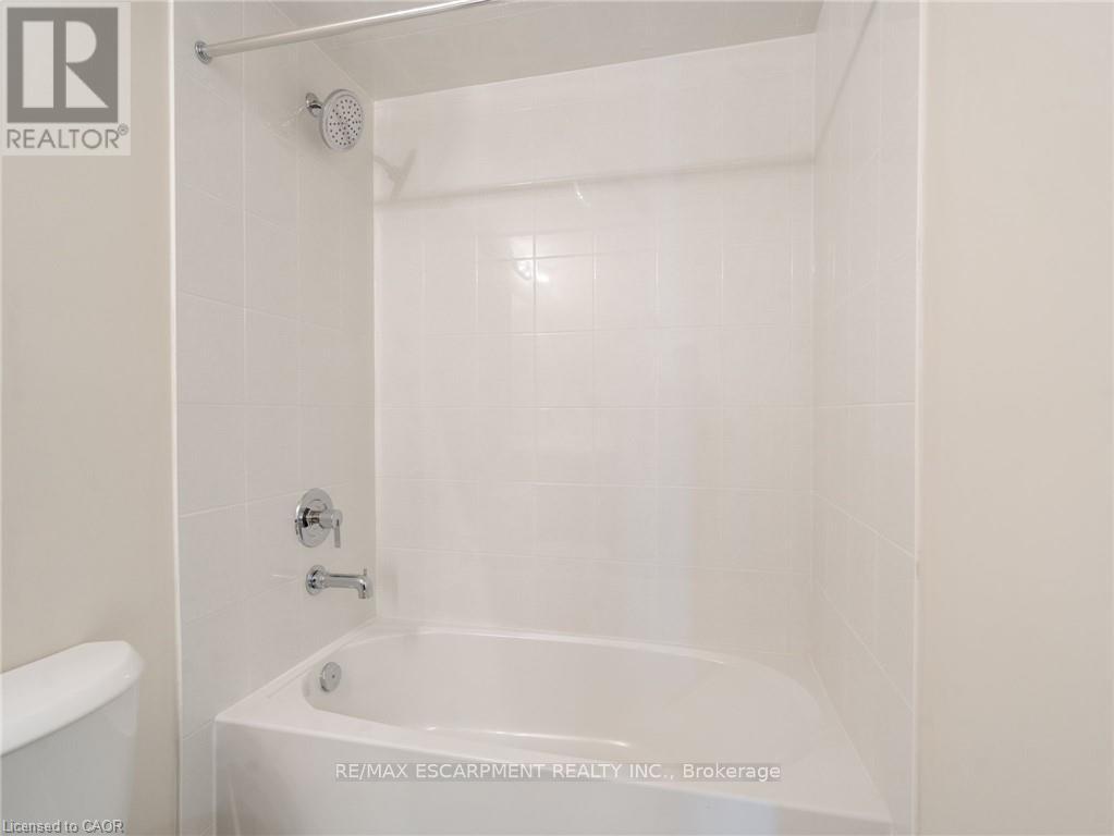 119 - 1585 Rose Way, Milton, Ontario  L9E 1N4 - Photo 18 - W13443008