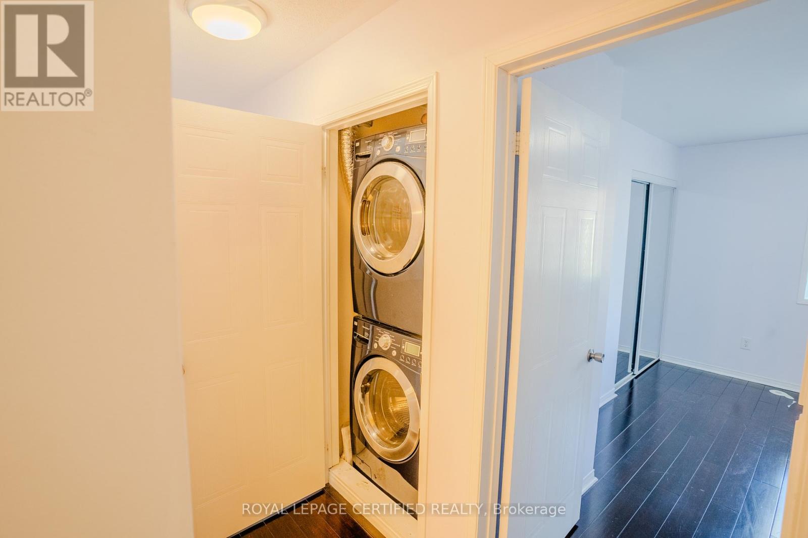 353 - 4975 Southampton Drive, Mississauga, Ontario  L5M 8C8 - Photo 4 - W13442004