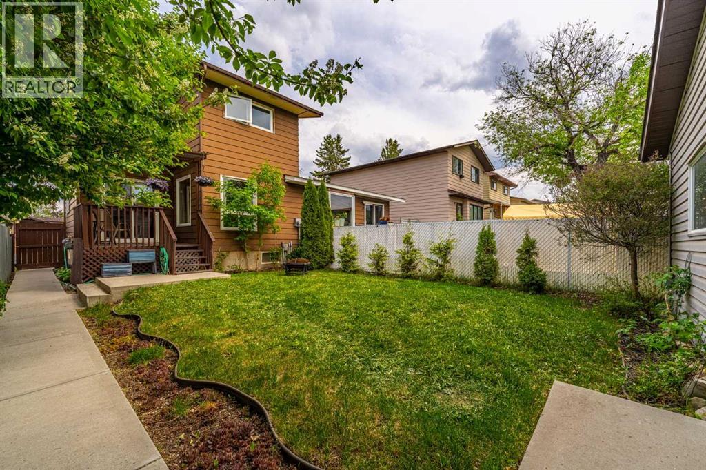 1455 Berkley Drive NW, Calgary, Alberta  T3K 1T6 - Photo 35 - A2318714