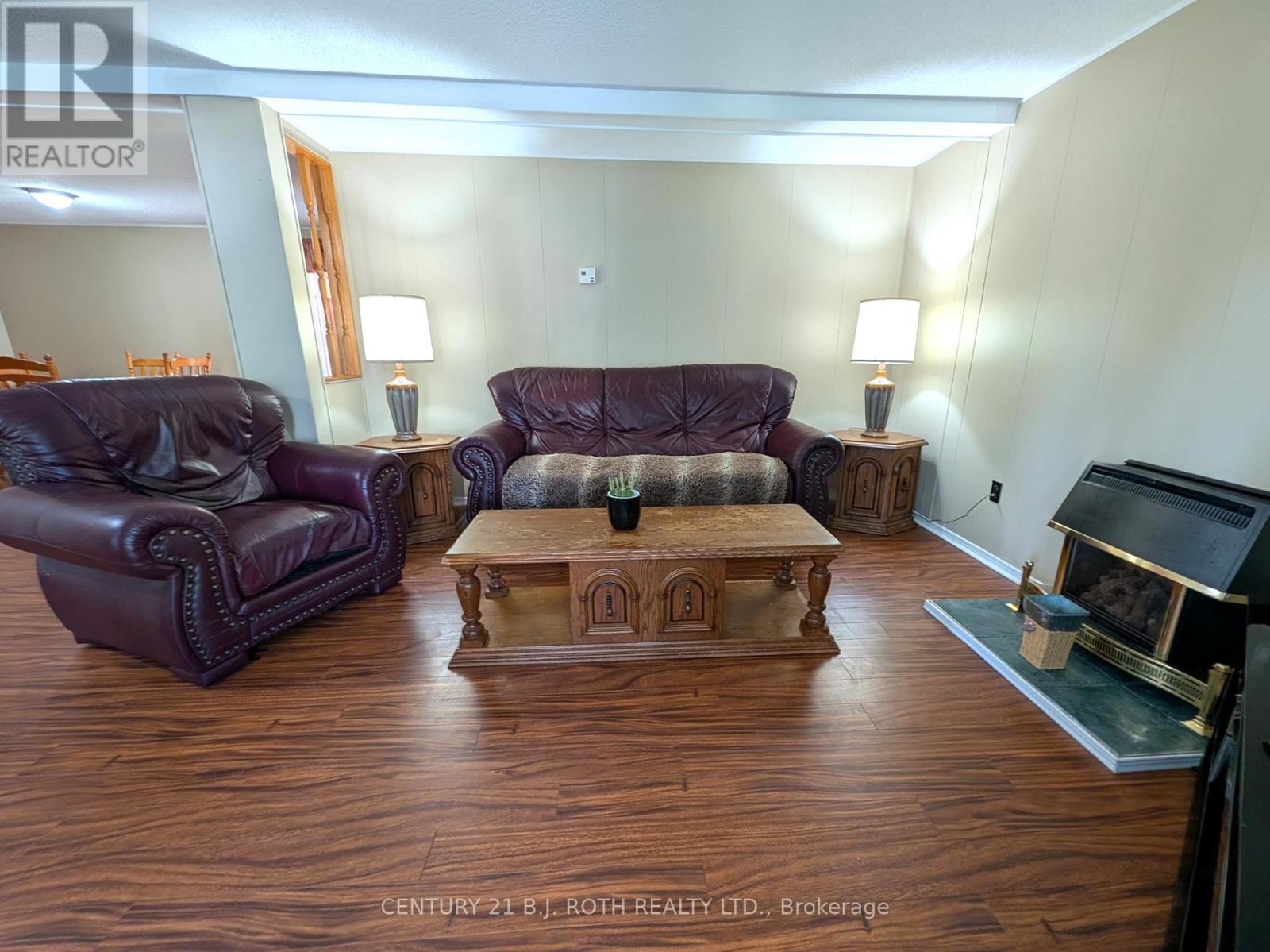 66 Linden Lane, Innisfil, Ontario L9S 1P2 - Photo 8 - N13259408