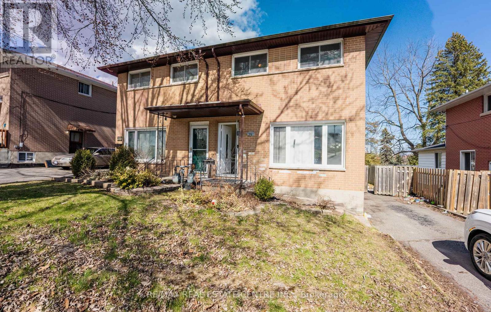 231 PERTH STREET, Brockville, Ontario