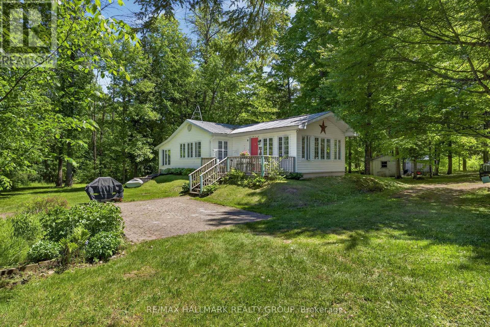 2432 Bathurst 2nd Concession, Tay Valley, Ontario  K7H 3C9 - Photo 2 - X13420612