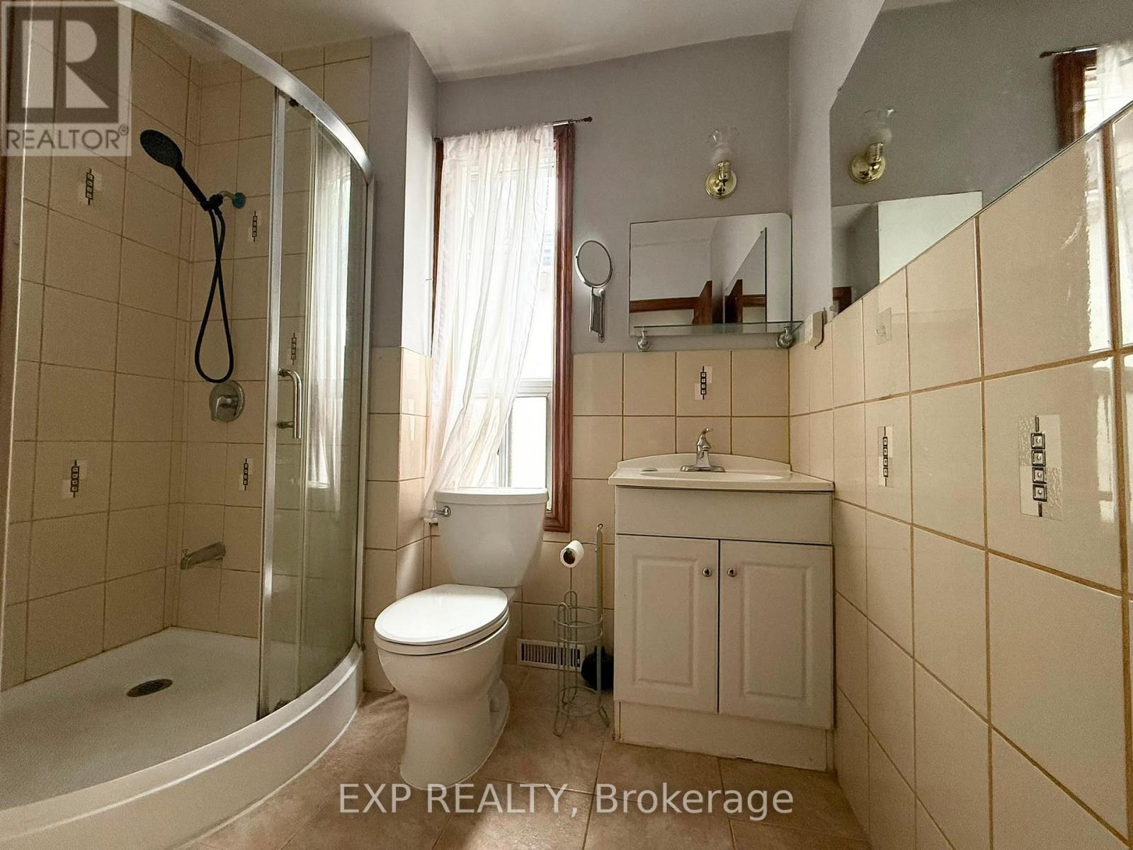 2nd Fl - 759 Gerrard Street E, Toronto, Ontario  M4M 1Y5 - Photo 8 - E13226072