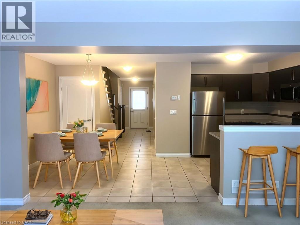 635 Saginaw Parkway Unit# 68, Cambridge, Ontario  N1T 0C1 - Photo 3 - 40839146