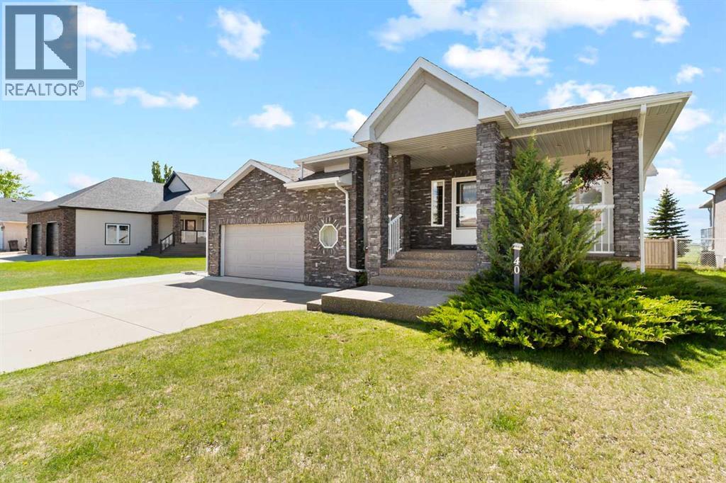 40 Lake Ridge, Olds, Alberta  T4H 1W6 - Photo 3 - A2317870