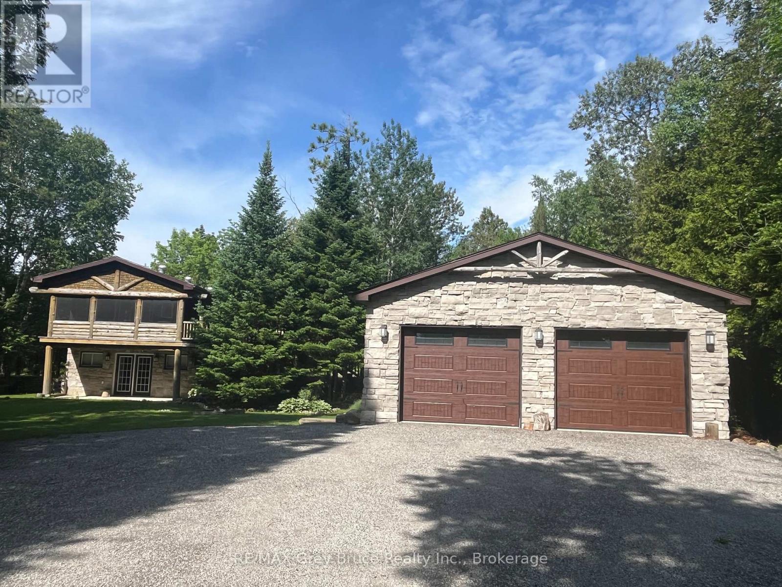 1535 15 SIDE ROAD, South Bruce Peninsula, Ontario