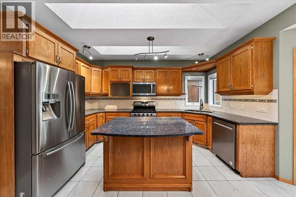 86 Douglas Woods Close SE, Calgary, Alberta  T2Z 1Z5 - Photo 9 - A2320819