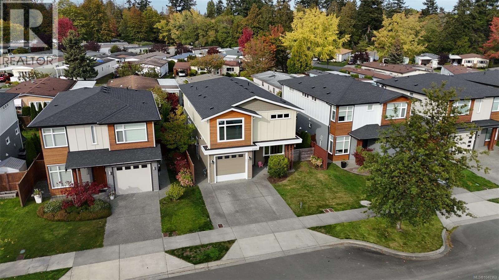 2128 Deerbrush Cres