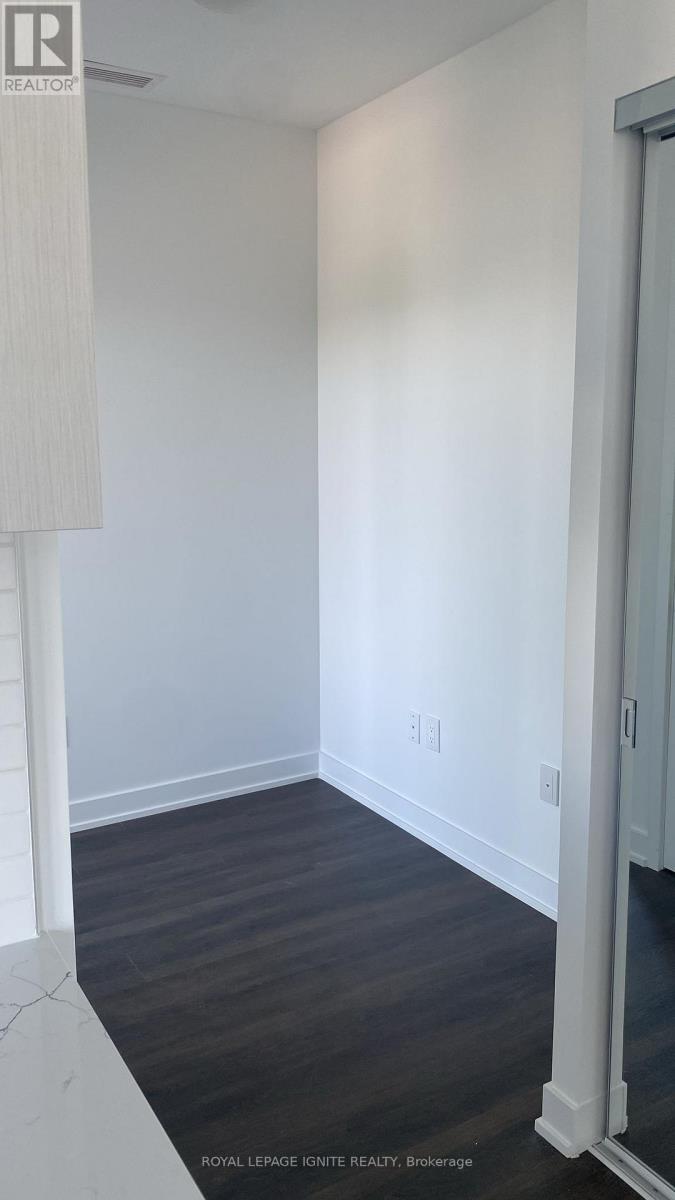 1302 - 2075 Lakeshore Road, Burlington, Ontario  L7R 0H3 - Photo 12 - W13437468