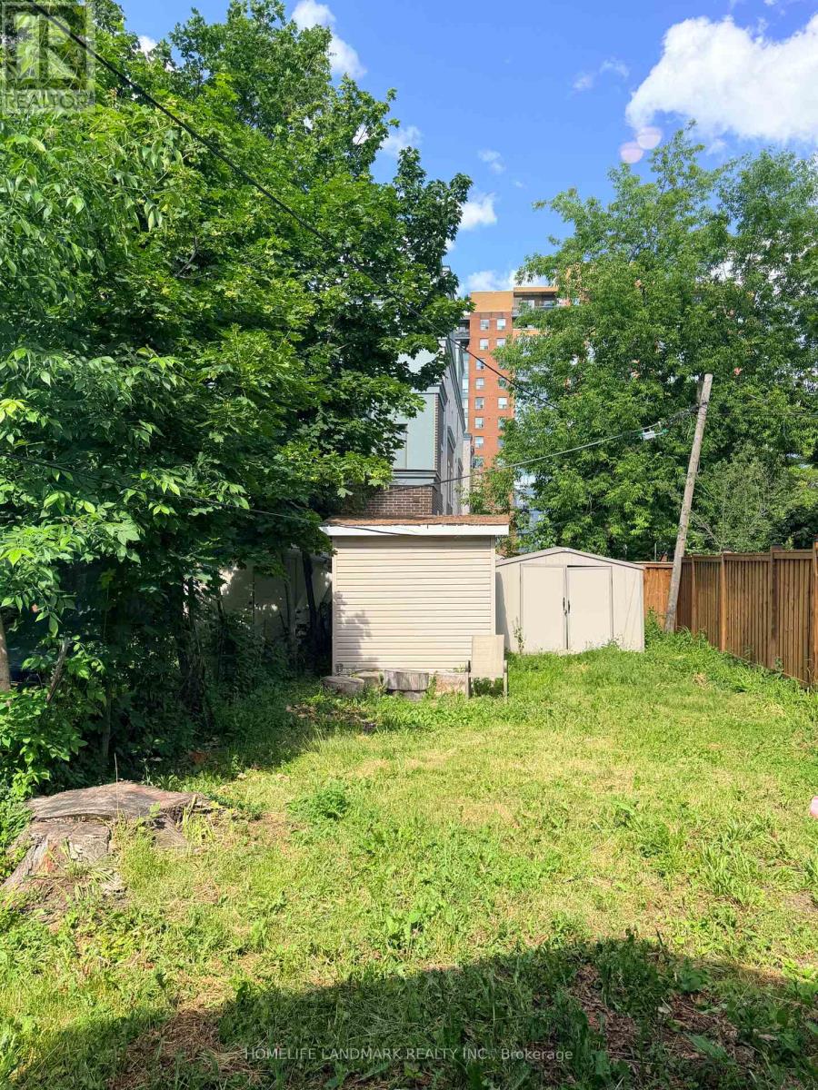 15 Fourteenth Street, Toronto, Ontario  M8V 3H8 - Photo 19 - W13438120