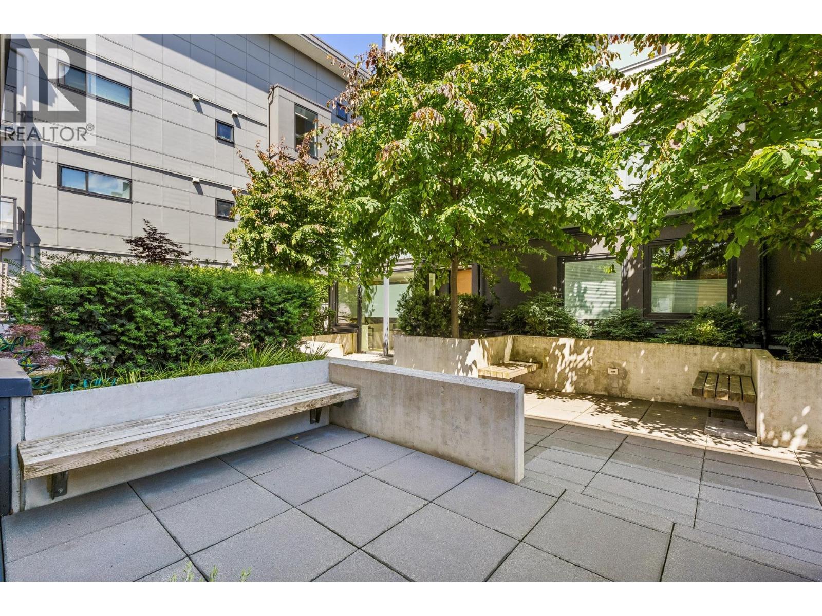 129 649 E 3rd Street, North Vancouver, British Columbia  V7L 1G6 - Photo 12 - R3135479