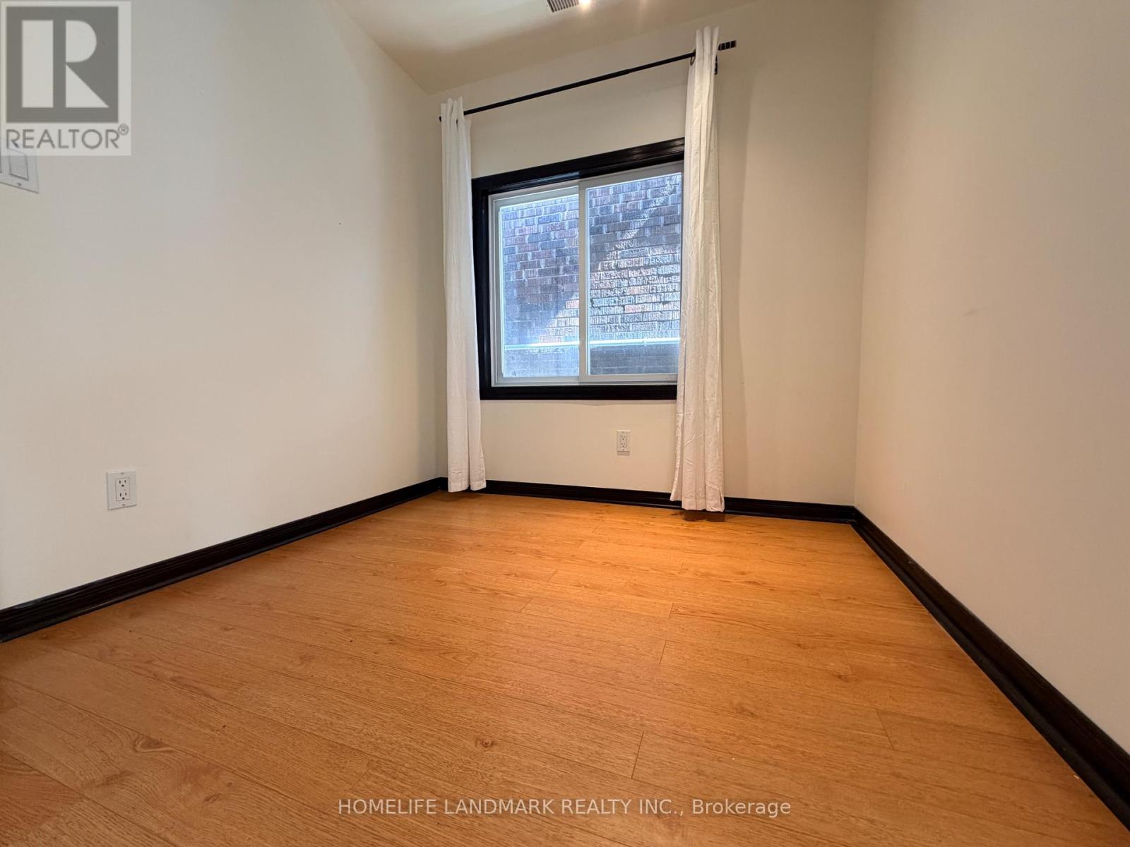 15 Fourteenth Street, Toronto, Ontario  M8V 3H8 - Photo 9 - W13438120