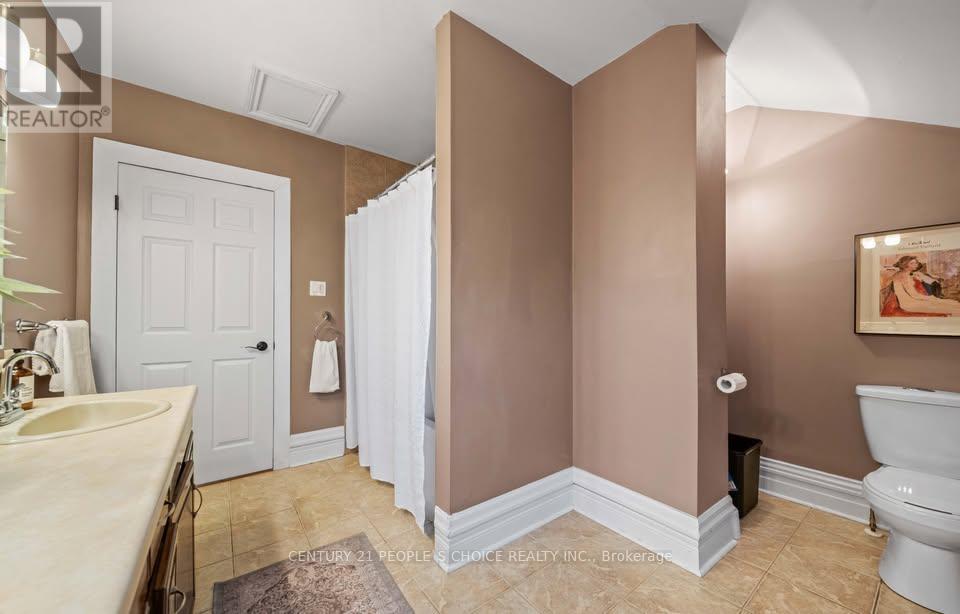 28 Mount Pleasant Avenue, London North, Ontario  N6H 1C9 - Photo 2 - X13443070
