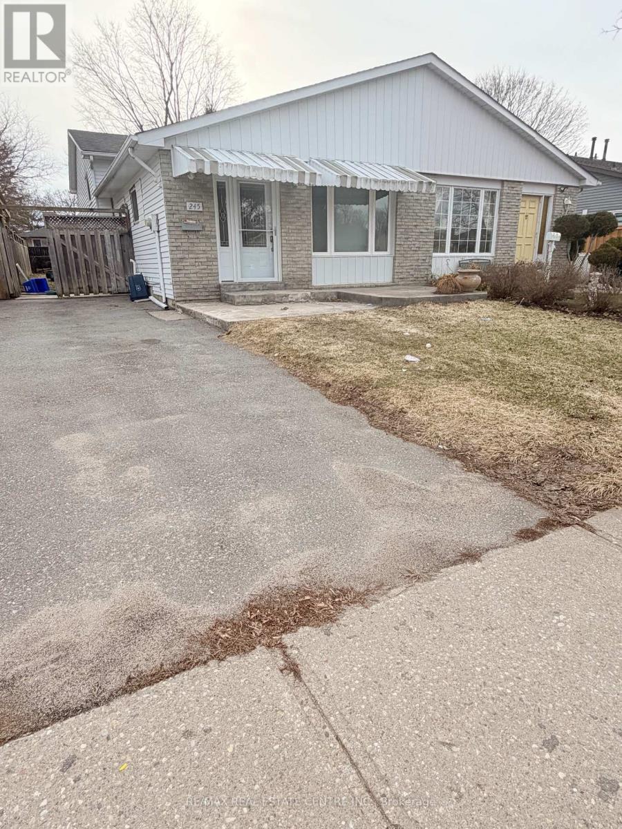 245 Heritage Drive, Kitchener, Ontario N2B 3A9 - Photo 3 - X13219830