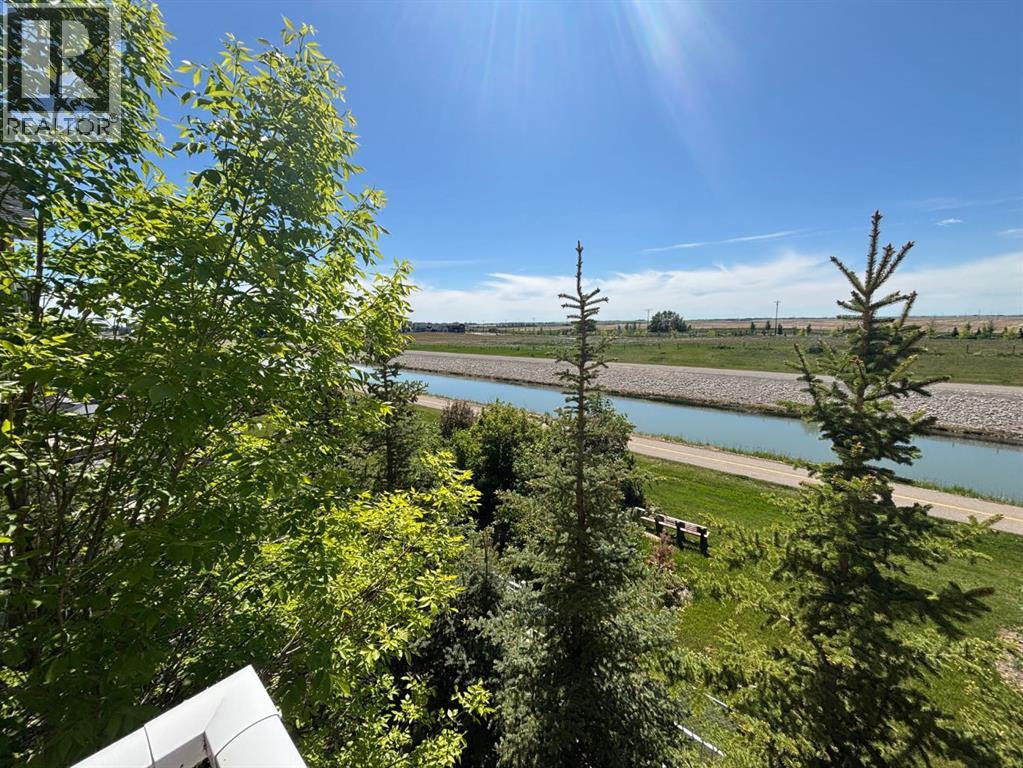 43, 111 Rainbow Falls Gate, Chestermere, Alberta T1X 0Z5 - Photo 3 - A2297614