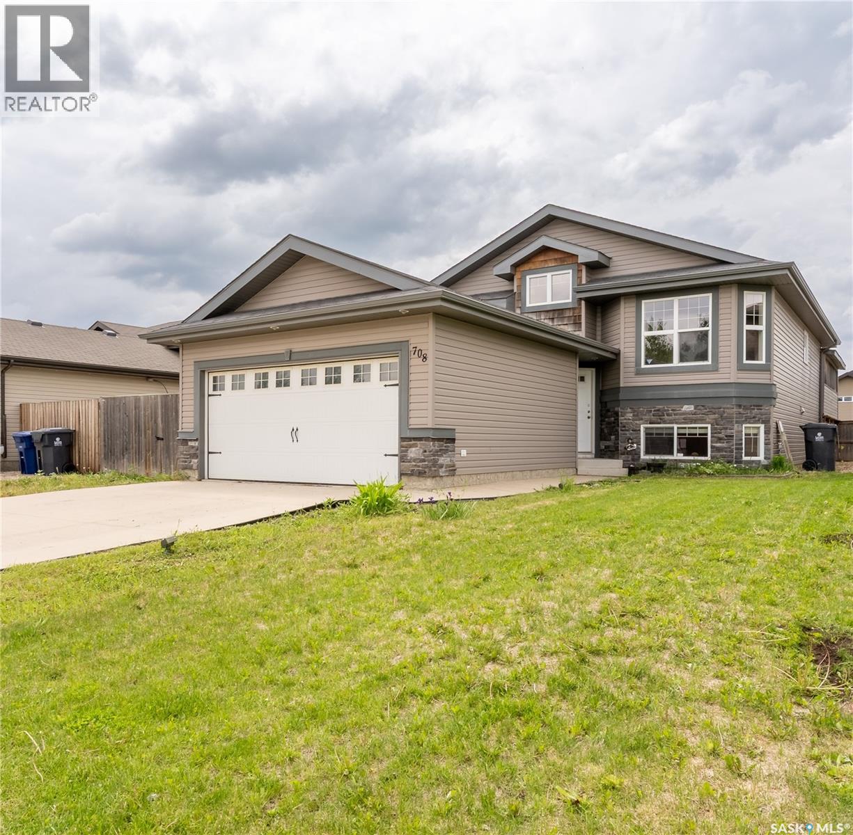 708 6th Avenue S, Martensville, Saskatchewan  S0K 2T0 - Photo 35 - SK038821
