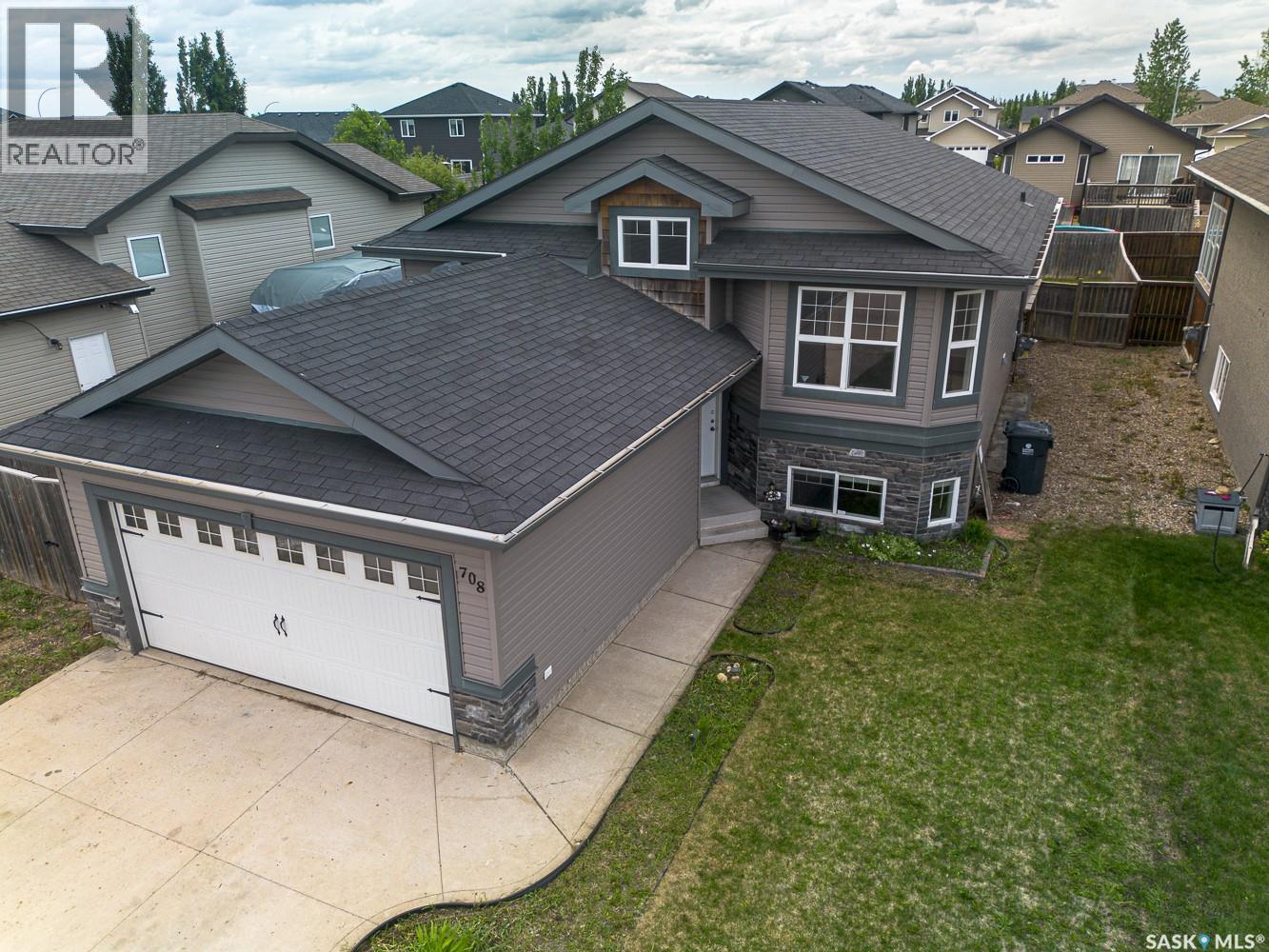 708 6th Avenue S, Martensville, Saskatchewan  S0K 2T0 - Photo 36 - SK038821