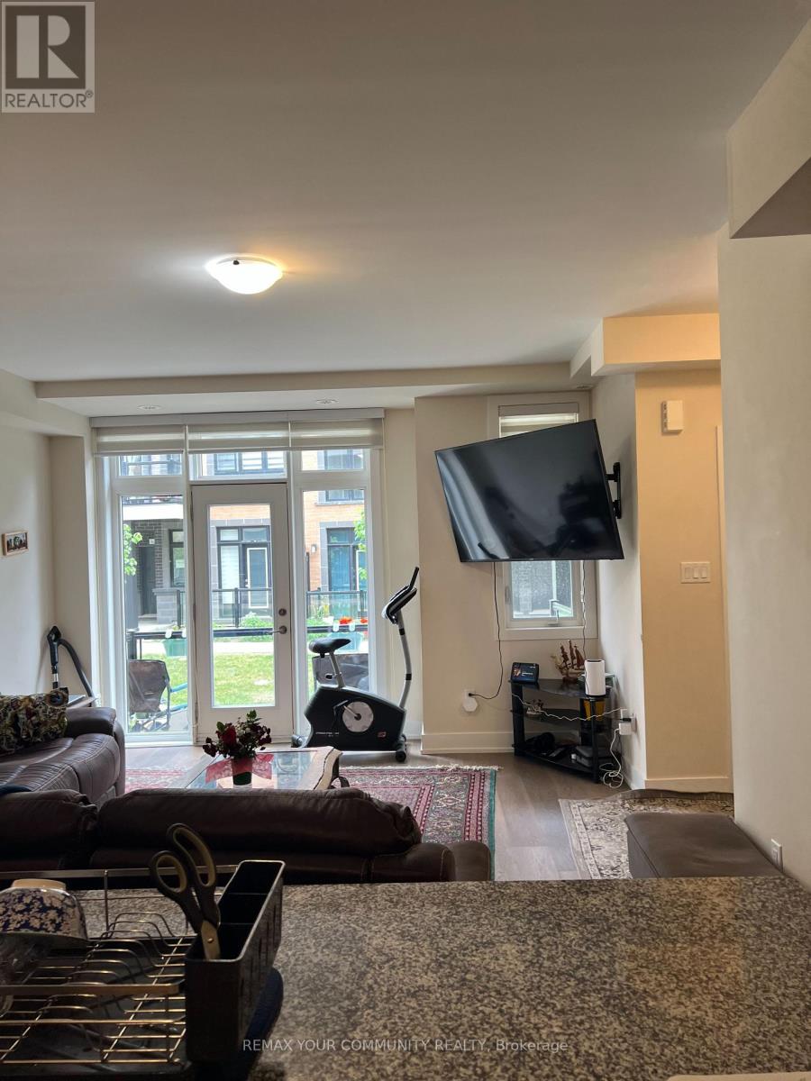 10 - 2 Phelps Lane, Richmond Hill, Ontario L4E 1J4 - Photo 6 - N13423116